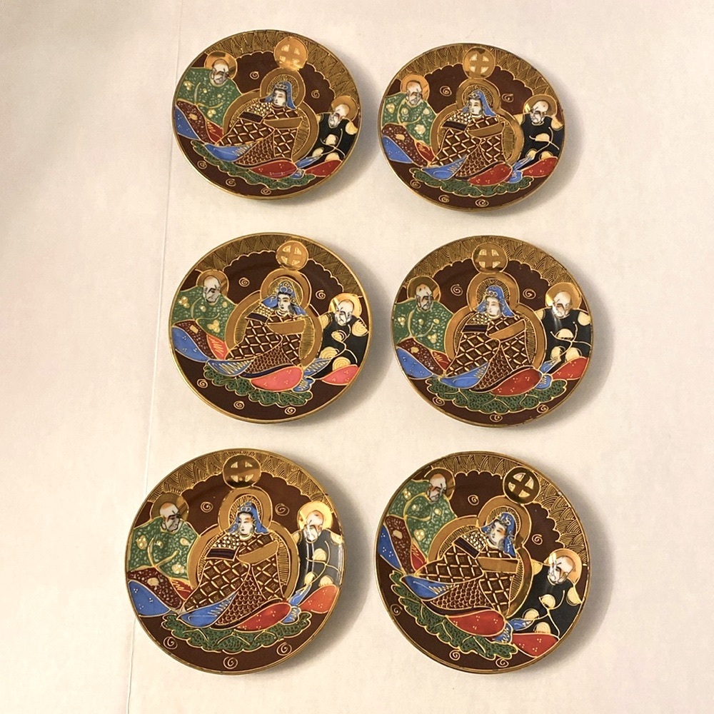 Vintage plates with beautiful motif